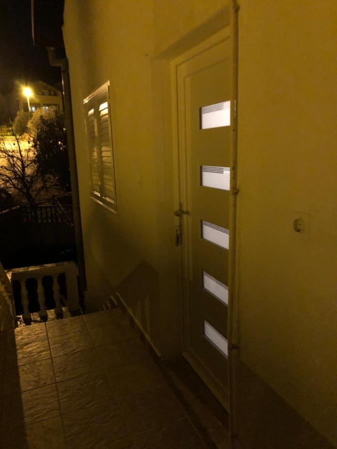 Apartment Raslina מראה חיצוני תמונה
